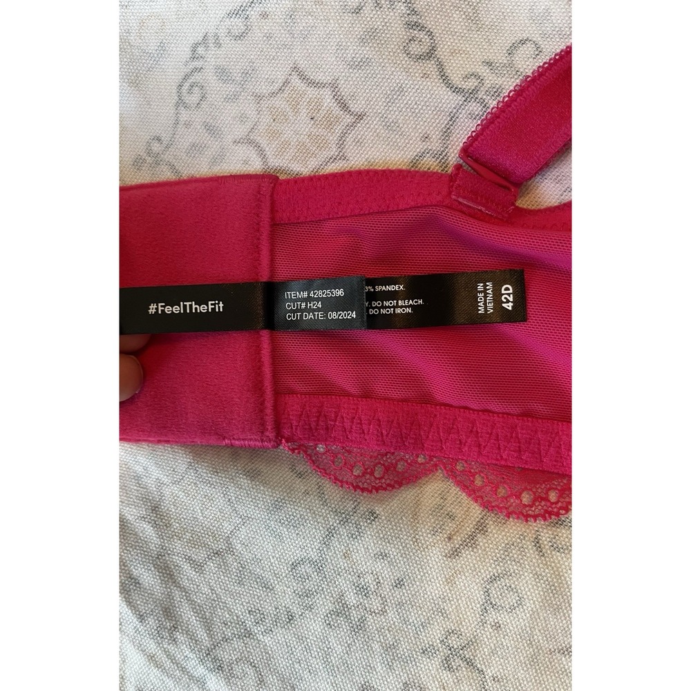 TORRID, Women's Bra,‎ 42D Plunge Push-up Chelsea Lace, Heart Diamond Strap Pink - Picture 9 of 14